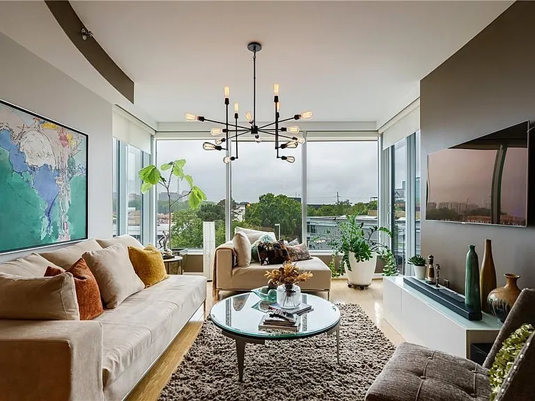 3338 Peachtree Rd NE #710 — Photo 3
