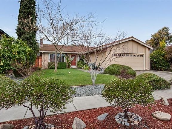 2nd image of 7393 Crawford Dr