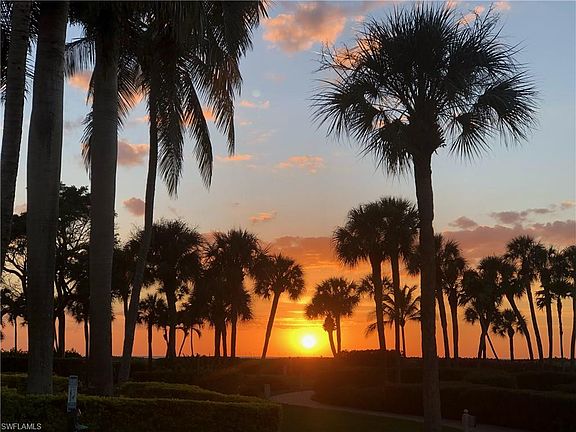 5th image of 4021 Gulf Shore BLVD N #1206
