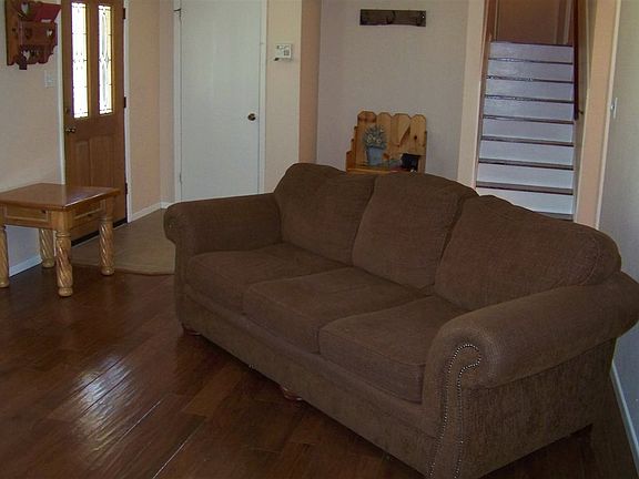 5th image of 455 Limley Dr