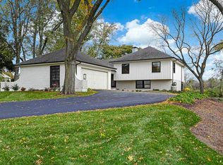 3001 Meyers Rd, Oak Brook, IL 60523