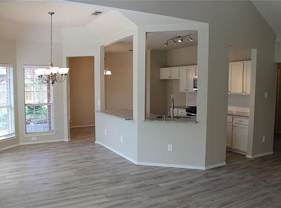 3rd image of 7929 Crystal Creek Cir