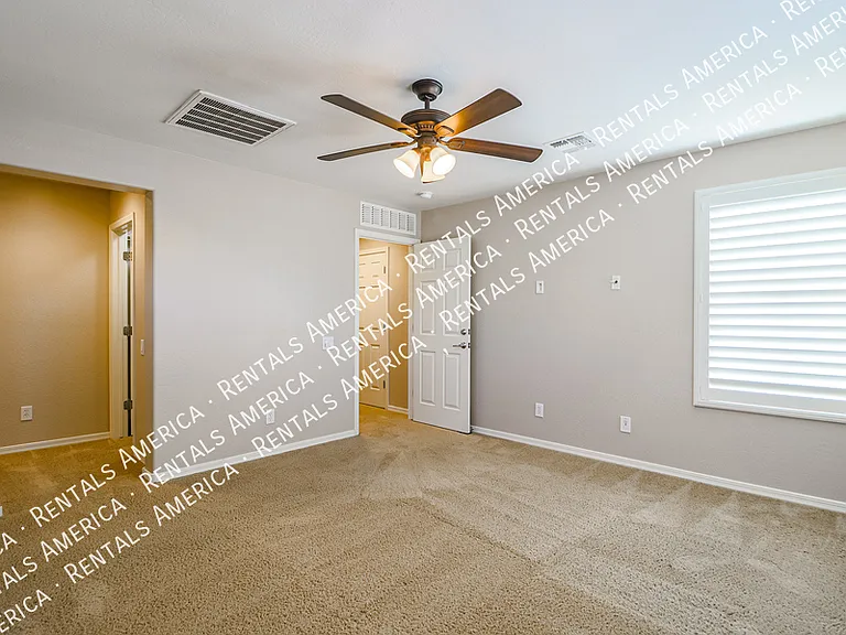 3625 E Zachary Dr — Photo 22