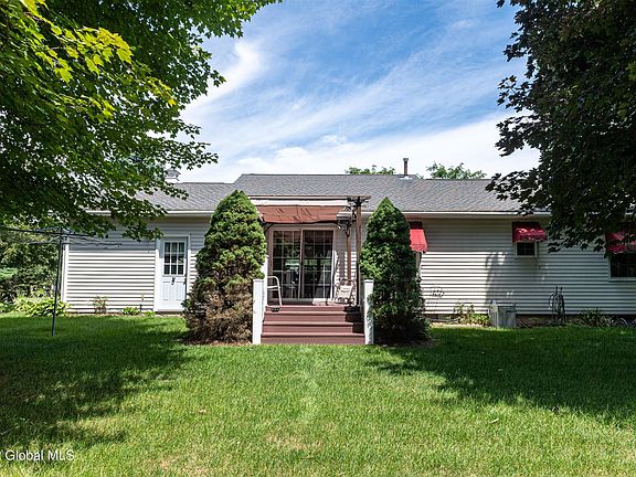 3rd image of 4503 Burnett St