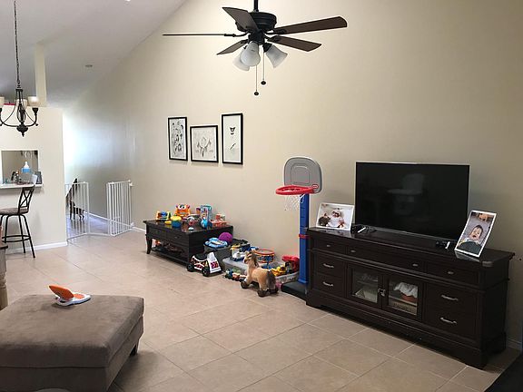 5th image of 508 Harbour Pointe Way