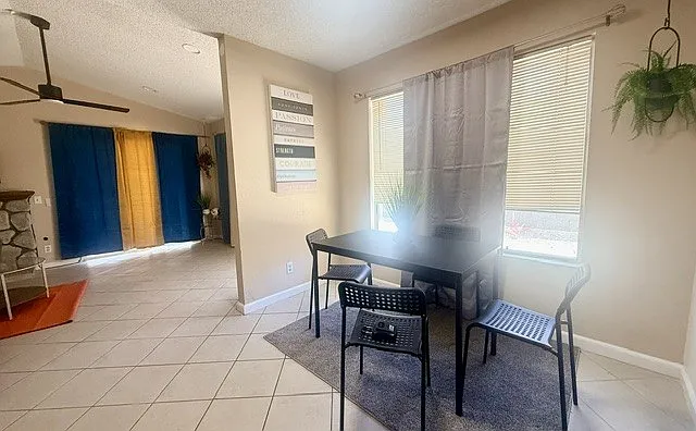 2860 Juniper Dr — Photo 5