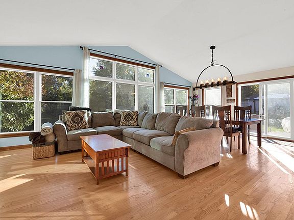 3rd image of 2215 W Mangold AVENUE