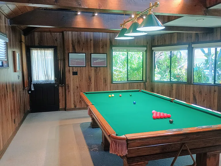 Recreation Room (Snooker Table)