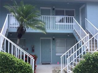 109 Wading Bird Cir #V-205, Naples, FL 34110