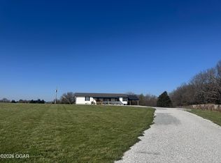 19270 Urchin Dr, Stella, MO 64867