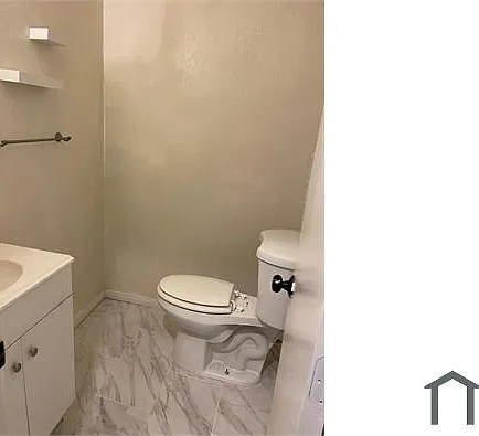 2 bed, 900 sqft, $2,000 — Photo 4