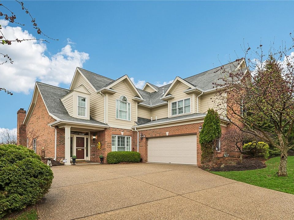 1st image of 115 Haverford Cir