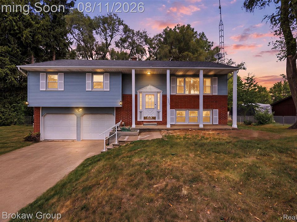 1st image of 10431 Davison Rd