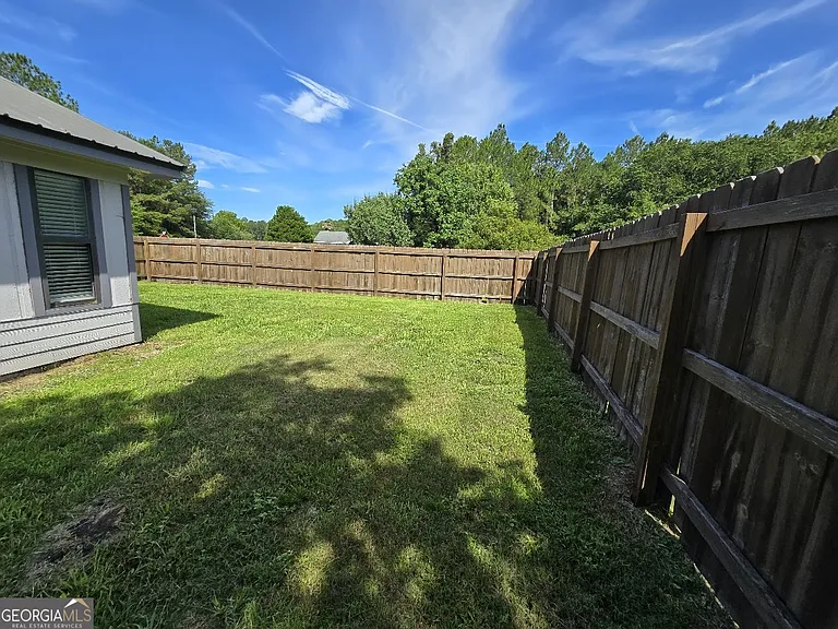 1001 Regal Rd — Photo 44