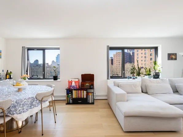 1330 Fifth Avenue 6C image 3 of 15