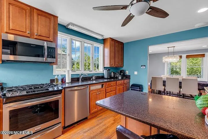 250 Alpern Ave — Photo 21