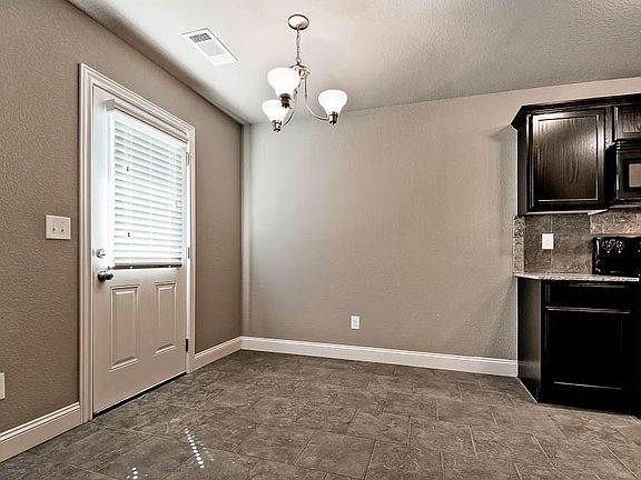 5th image of 3811 SW Capstone Ave