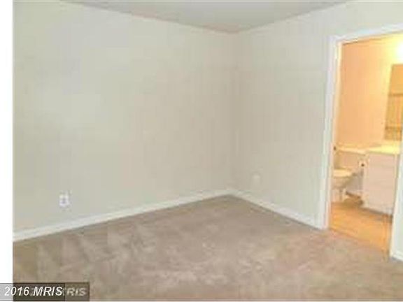 5th image of 315 Fallsgrove Dr