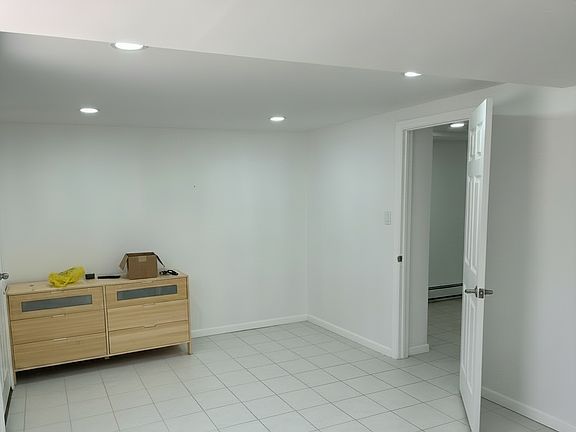 5th image of 1453 51st St #2