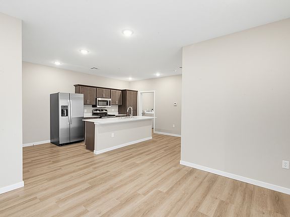4th image of 1807 Palace Dr #1A