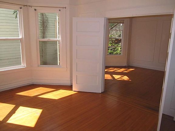 2nd image of 1651 Waller St #2