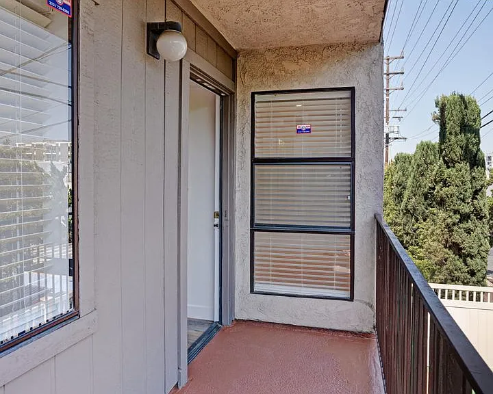 453 Ivy St — Photo 20