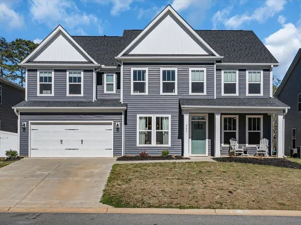 223 Fenwick Dr, Woodruff, SC 29388