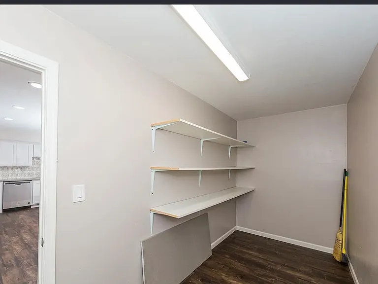 2677 S Beverly Ln — Photo 15