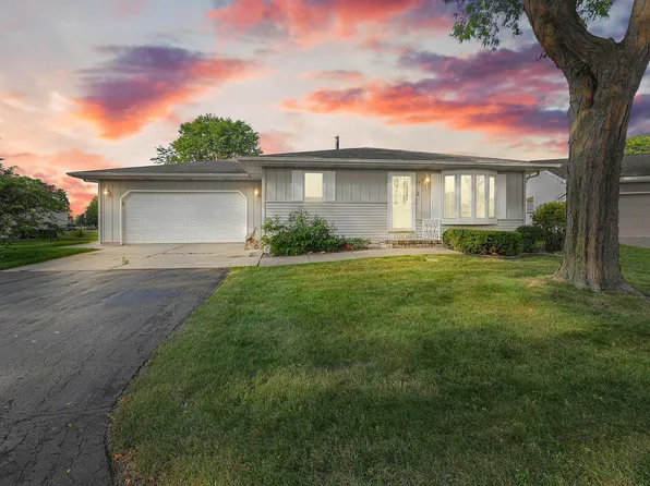 39 Heritage Ln, Fond Du Lac, WI 54935