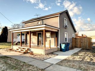 108 E 2nd St, Saint Jacob, IL 62281