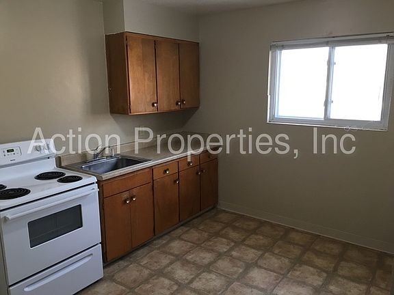 3rd image of 1405 East St