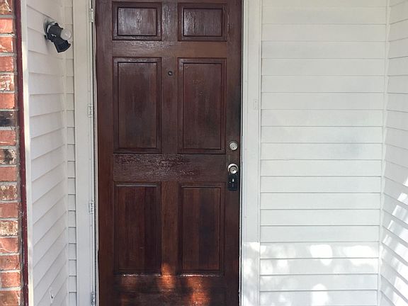 2nd image of 435 Lee Dr
