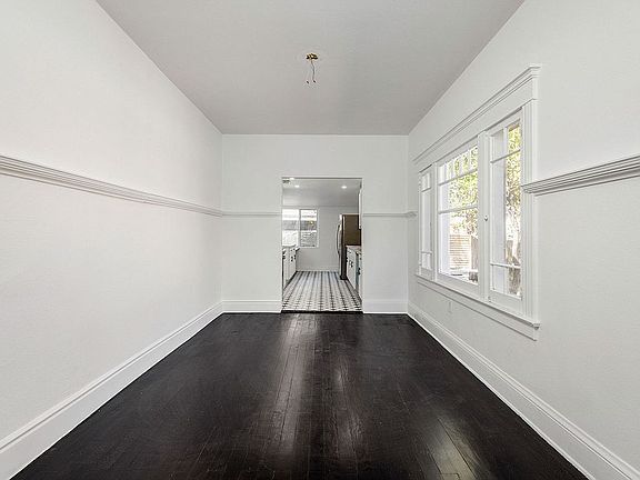 4th image of 2175 Tustin Ave