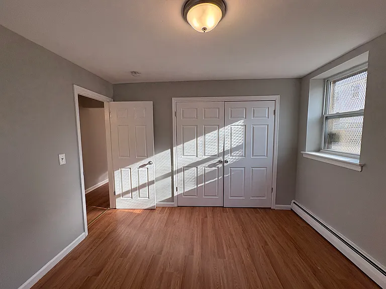 125 Maple Ave #A — Photo 9