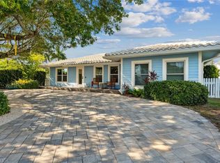 2777 Gulfview Dr, Naples, FL 34112