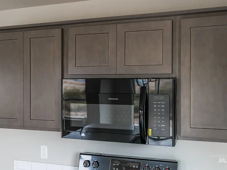 16903 Chambers Way — Photo 9