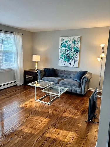 105 N Willow St #8 Photo 1