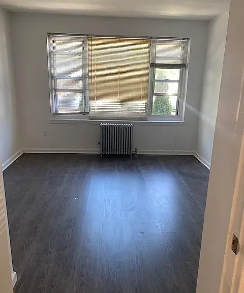 22-19 27th St #4 — Photo 3