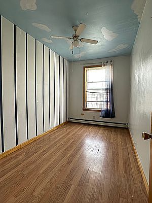 4th image of 52 Bay 8 St #2