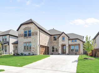930 Cardinal Dr, Midlothian, TX 76065