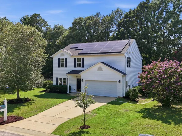 212 Mizelle Meadow Ct, Holly Springs, NC 27540