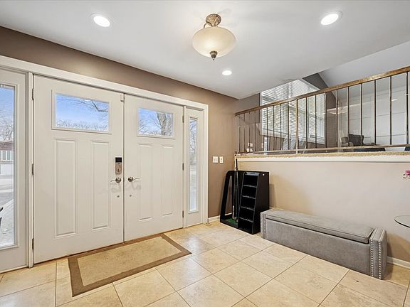 4th image of 1908 McCraren Rd