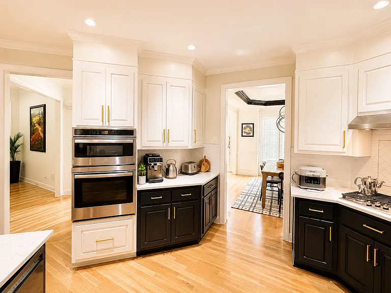 6730 Ridgefield Dr — Photo 12