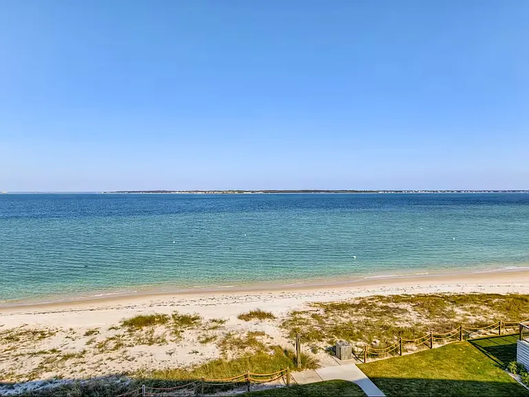 1390 Fort Pickens Rd #210 — Photo 28