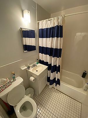 2nd image of 208 E 95th St APT 11