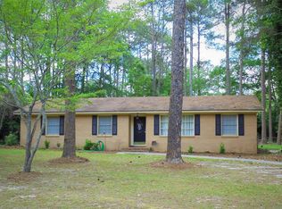 107 Greenleaf Ln, Thomasville, GA 31757