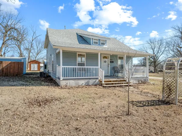 708 N Darrell Street, Mountain Grove, MO 65711