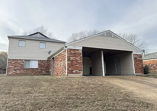2219 Goldbrier Ln Photo 1