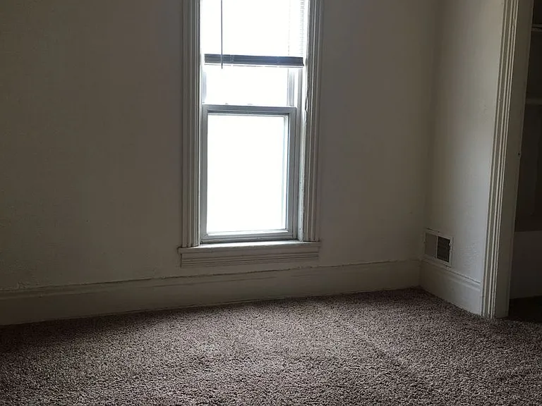 460 Cooper St — Photo 2