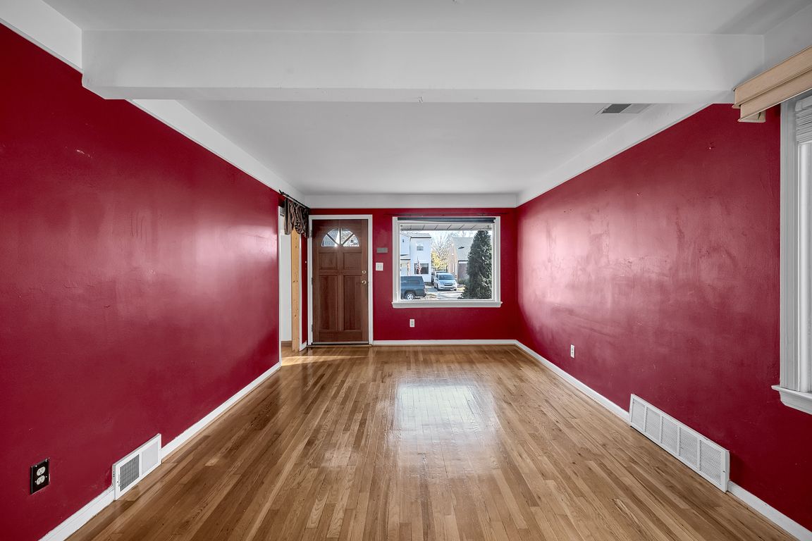 next background image